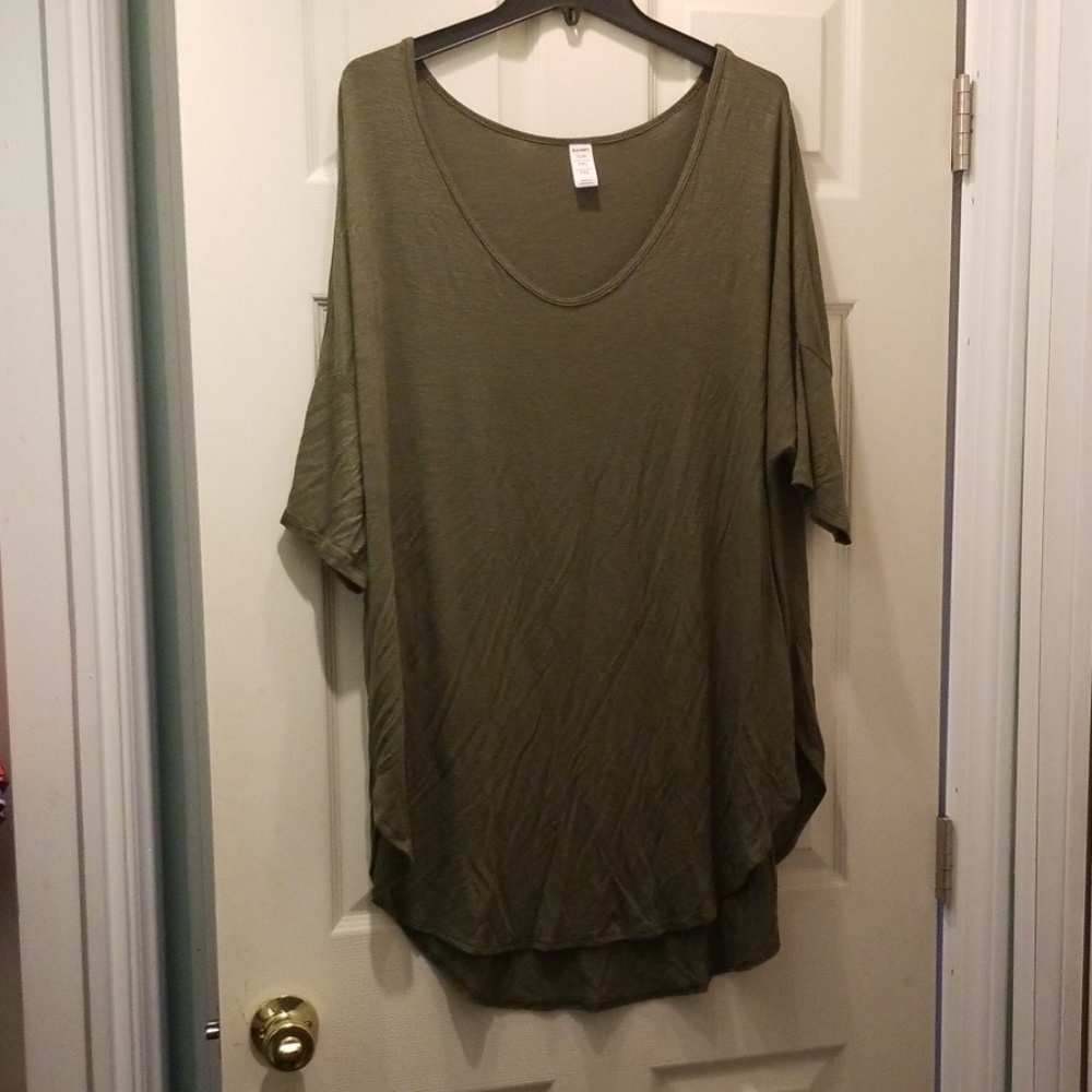 Green tshirt